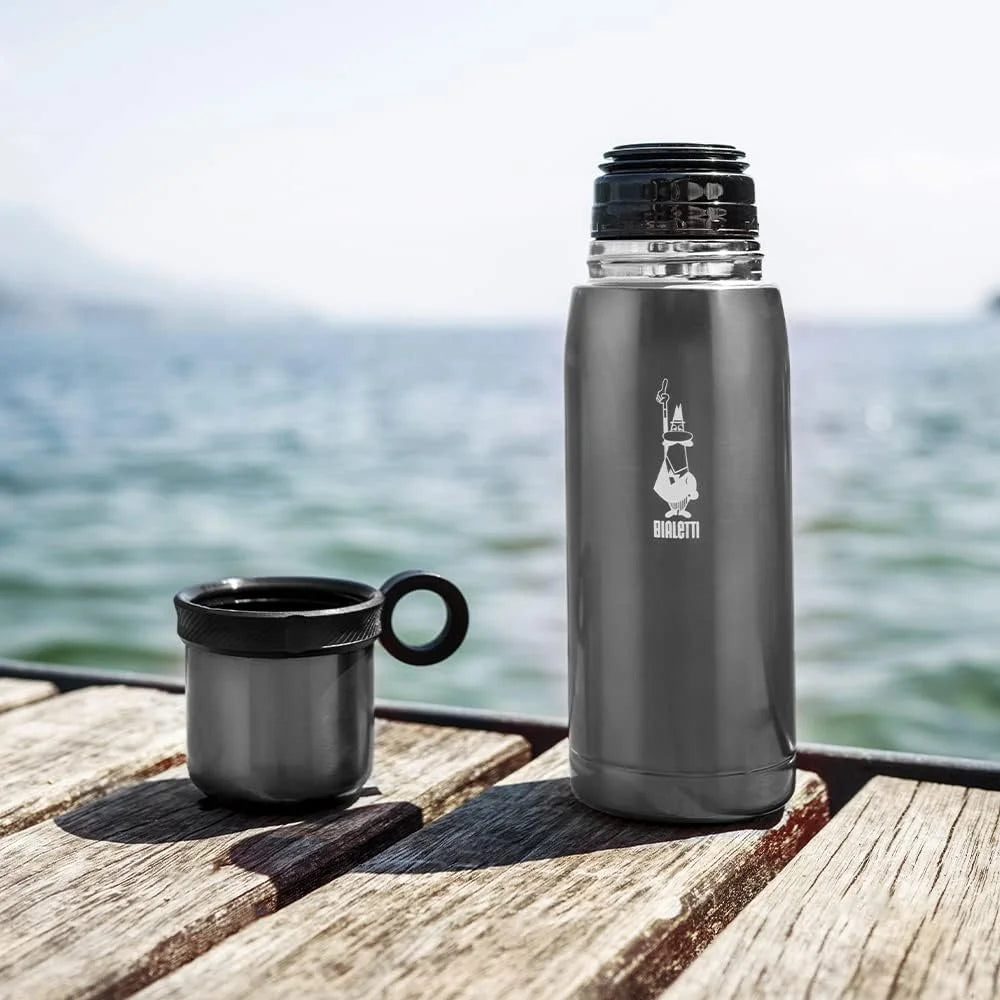 Bialetti - Stainless-steel Water Bottle 15,55oz with Lid/Cup: Double-Layered Vacuum Insulated, Keeps Drink Cold for 24 Hours and Hot for 12 Hours, Red